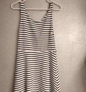 WOMEN'S /TEENS AMERICAN EAGLE OUTFITTERS  SIZE L